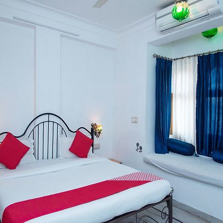 Oyo 156 Hotel Lake Haveli Удайпур Екстериор снимка